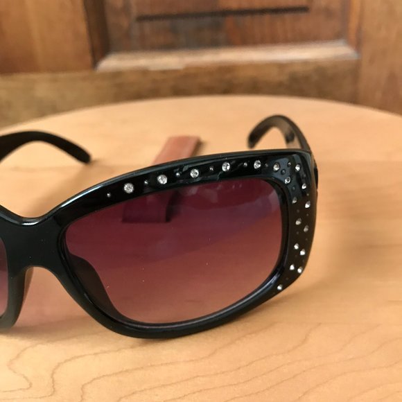 FINAL PRICE - Black w/Faux Diamonds Rectangular Sunglasses #18 - Picture 2 of 7